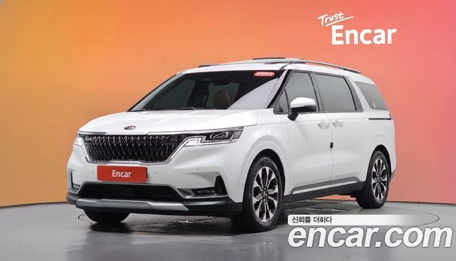 Kia Canival 2021 — photo 1