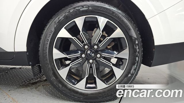 Kia Canival 2021 — photo 7