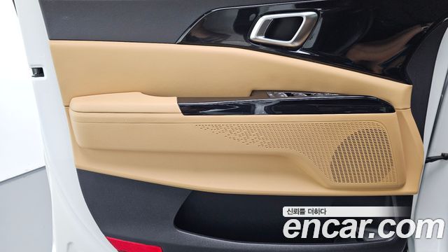 Kia Canival 2021 — photo 14