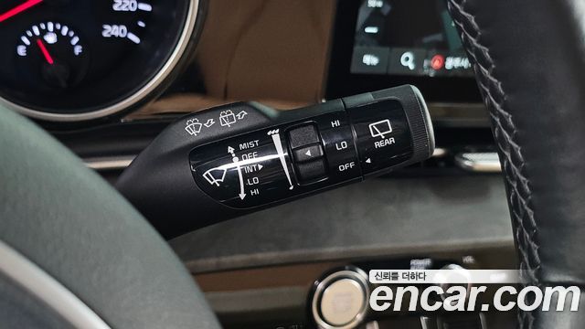 Kia Canival 2021 — photo 30