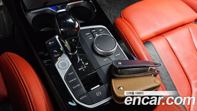 BMW 1-Series 2021 — photo 12