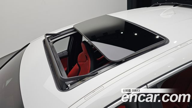 BMW 1-Series 2021 — photo 34