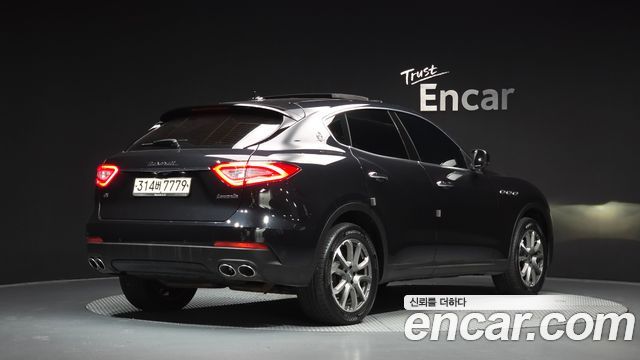 Maserati Levante 2019 — photo 2
