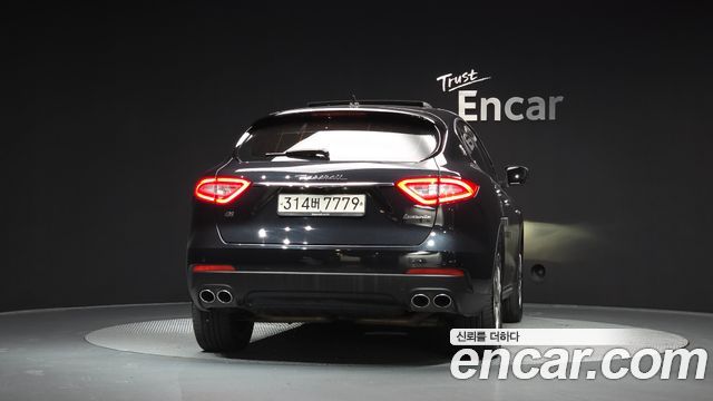 Maserati Levante 2019 — photo 4