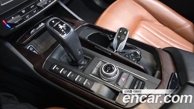 Maserati Levante 2019 — photo 12