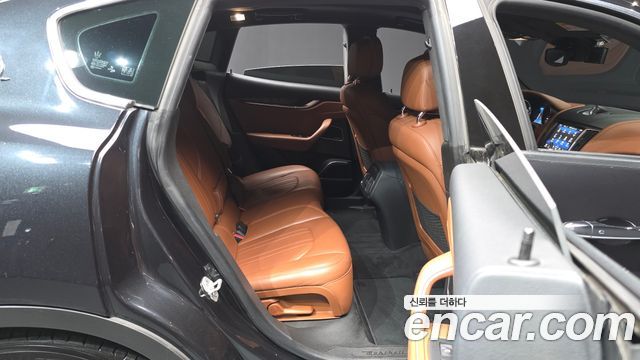 Maserati Levante 2019 — photo 18