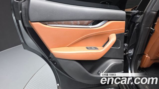 Maserati Levante 2019 — photo 15