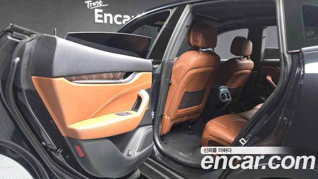 Maserati Levante 2019 — photo 16
