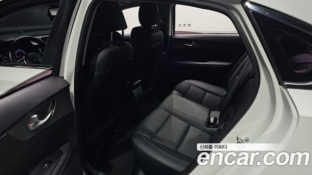 Kia K3 2019 — photo 11