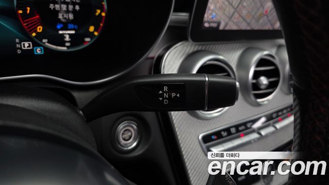Mercedes-Benz C-Class 2019 — photo 9