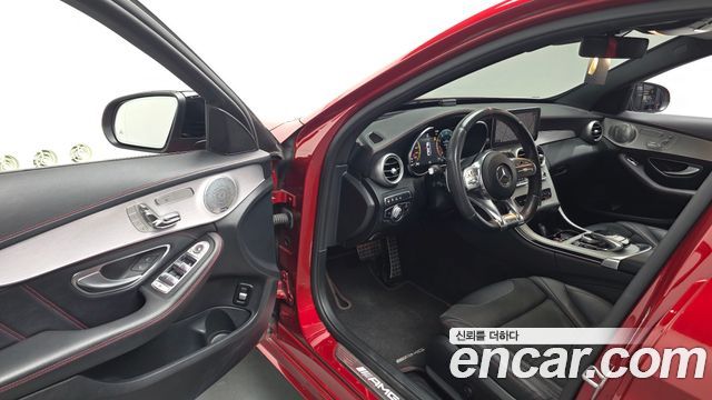 Mercedes-Benz C-Class 2019 — photo 10