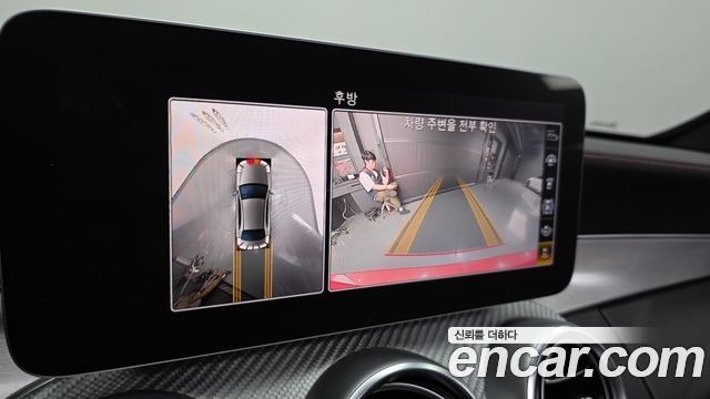 Mercedes-Benz C-Class 2019 — photo 15