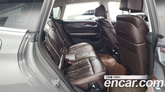 BMW Gran Turismo 2021 — photo 17