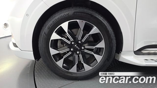 Kia Canival 2022 — photo 7