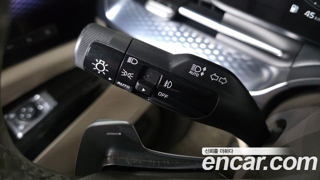 Kia Canival 2022 — photo 32