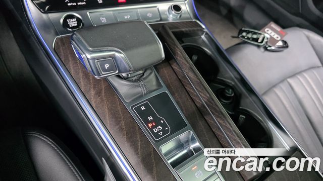 Audi A6 2023 — photo 12