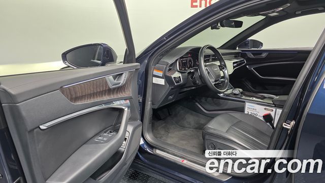 Audi A6 2023 — photo 13