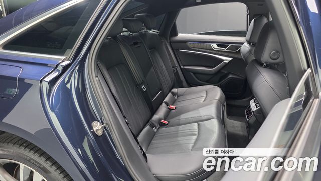 Audi A6 2023 — photo 17