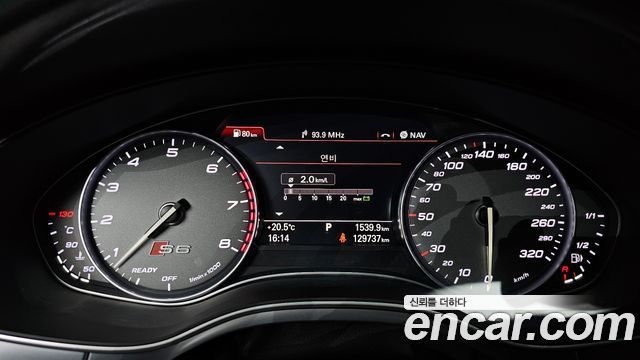 Audi S6 2016 — photo 8