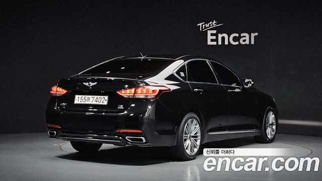 Genesis G80 2017 — photo 2