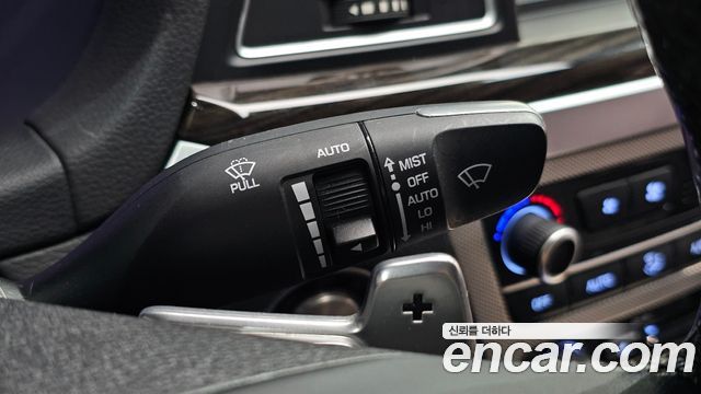 Genesis G80 2017 — photo 20