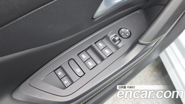 Peugeot 308 2025 — photo 29