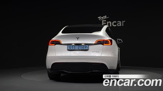 Tesla Model Y 2021 — photo 4