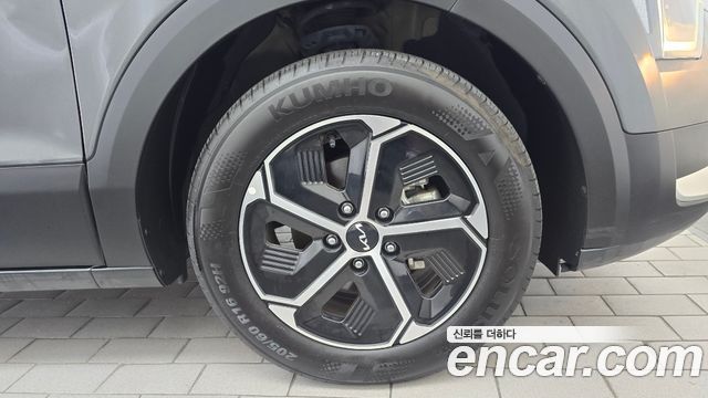 Kia Niro 2024 — photo 7