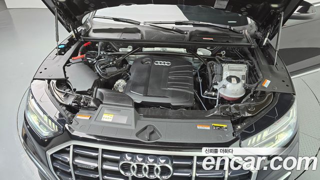 Audi Q5 2021 — photo 6