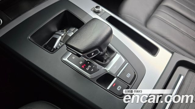 Audi Q5 2021 — photo 12