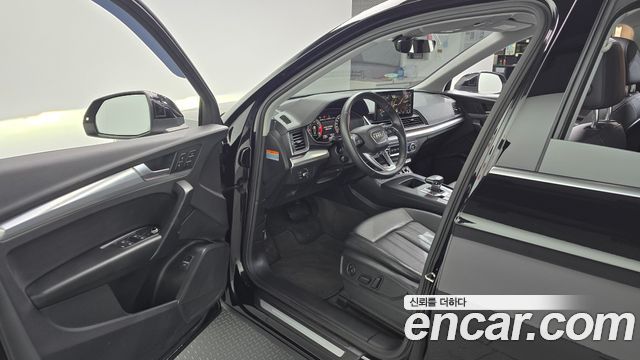 Audi Q5 2021 — photo 13