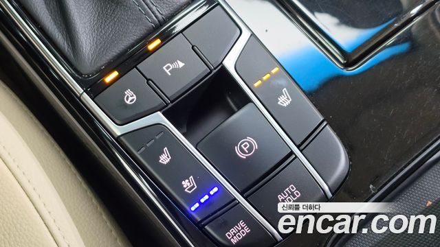 Kia K7 2016 — photo 15