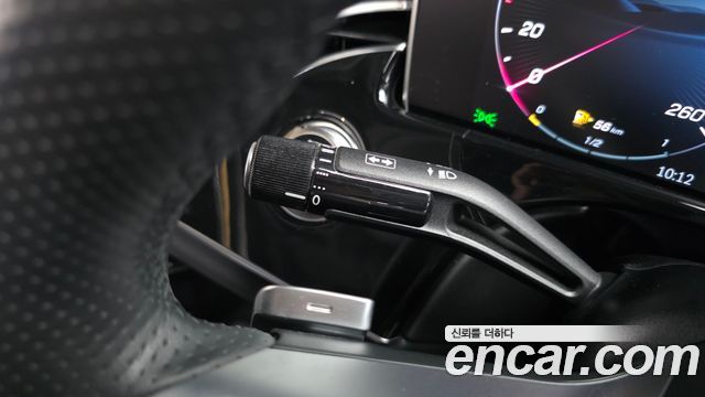 Mercedes-Benz E-Class 2025 — photo 34