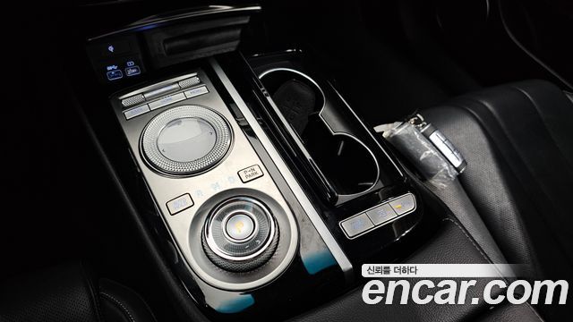 Genesis G80 2022 — photo 12