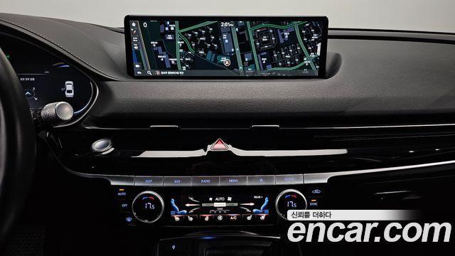 Genesis G80 2022 — photo 20