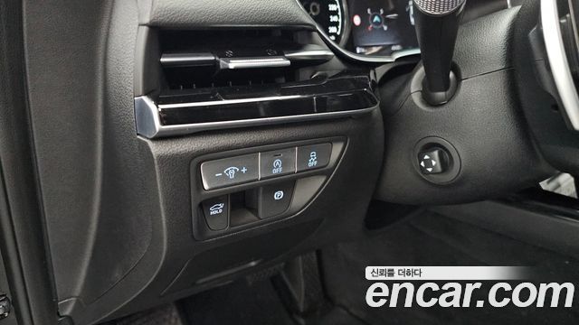 Genesis G80 2022 — photo 24