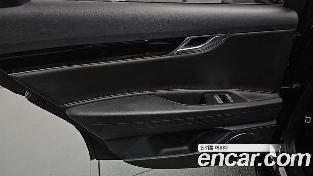 Genesis G80 2022 — photo 15