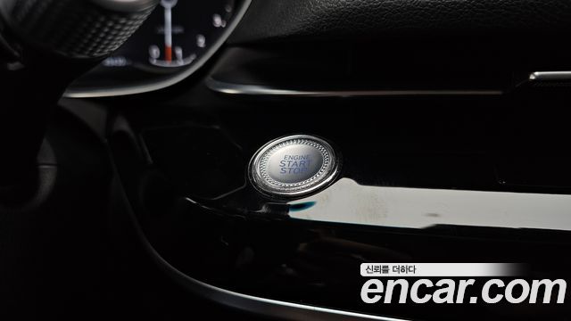 Genesis G80 2022 — photo 27
