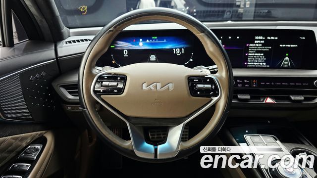 Kia K8 2023 — photo 13
