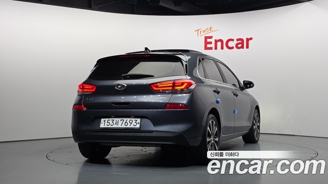 Hyundai i30 2020 — photo 2