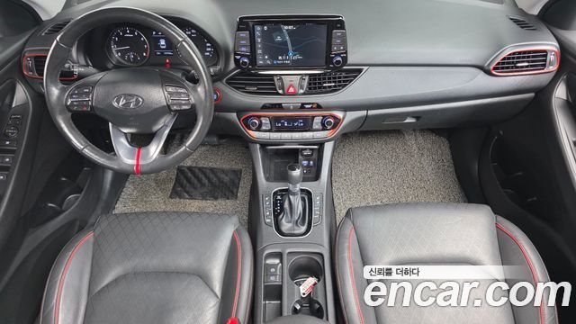 Hyundai i30 2020 — photo 10