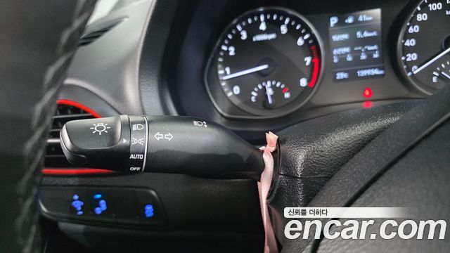 Hyundai i30 2020 — photo 27