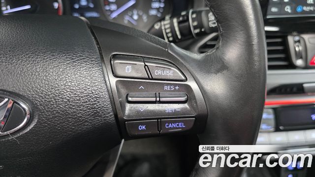 Hyundai i30 2020 — photo 29
