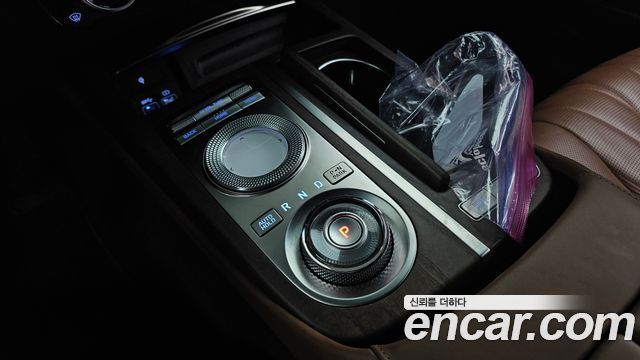 Genesis G80 2022 — photo 12