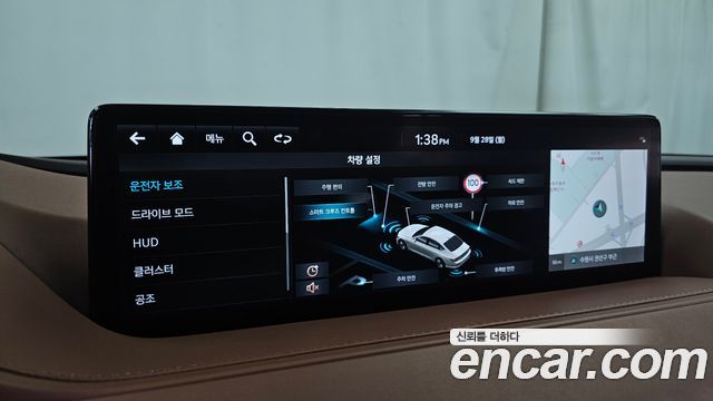 Genesis G80 2022 — photo 31
