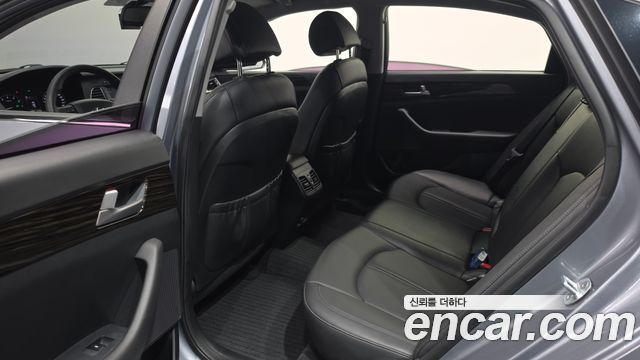 Hyundai Sonata 2016 — photo 16