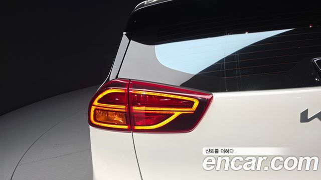 Kia Niro 2022 — photo 9