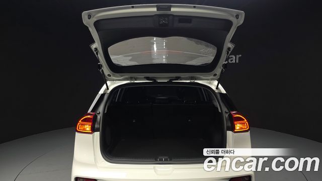 Kia Niro 2022 — photo 29