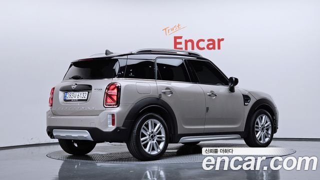 Mini Countryman 2023 — photo 2