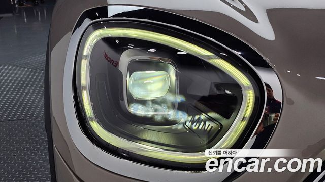 Mini Countryman 2023 — photo 8